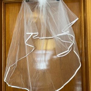 Elegant White Bridal or bachelorette Veil
